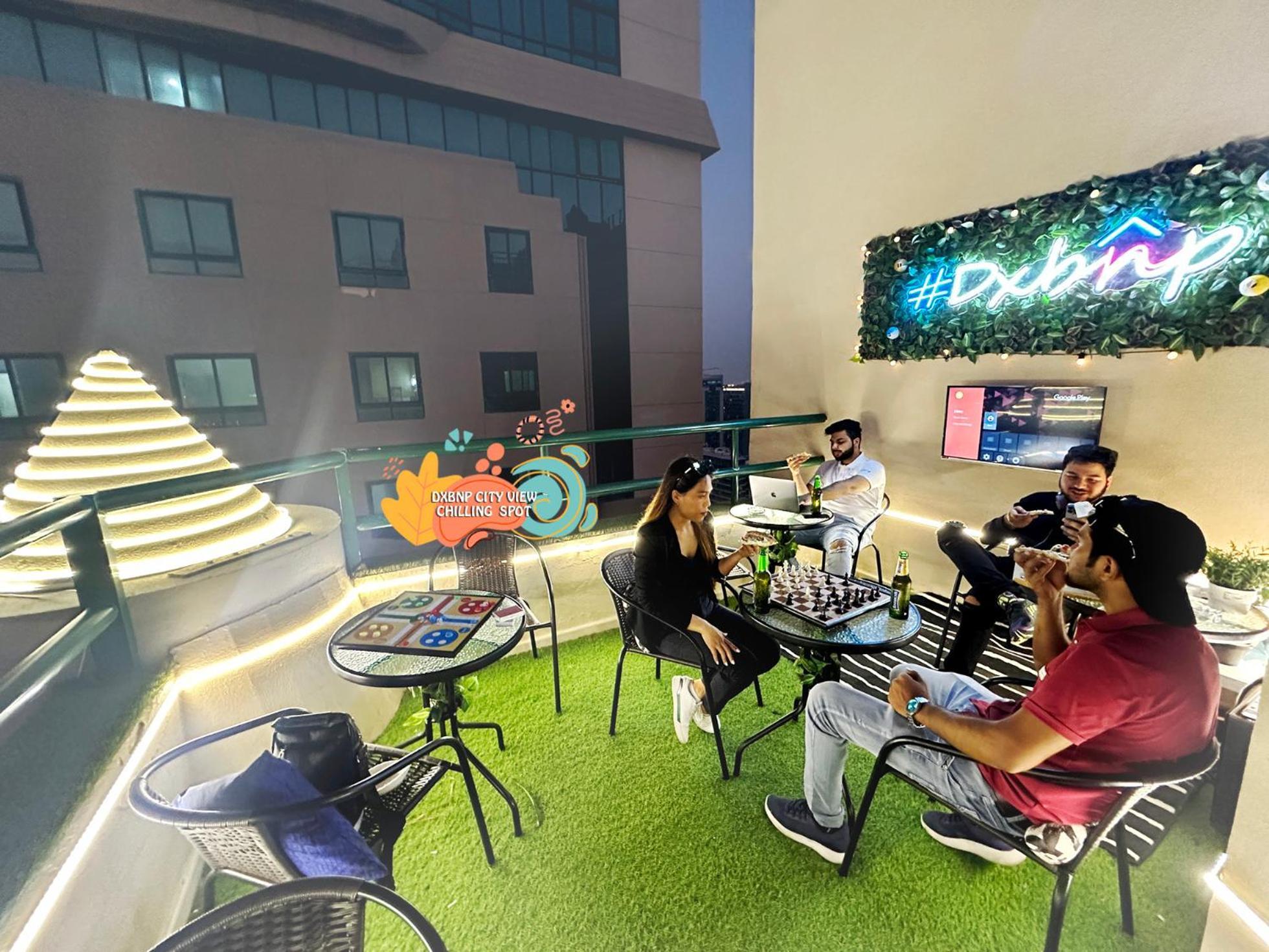 Vista Partition Room In Tecom Near Internet City Metro 迪拜 外观 照片