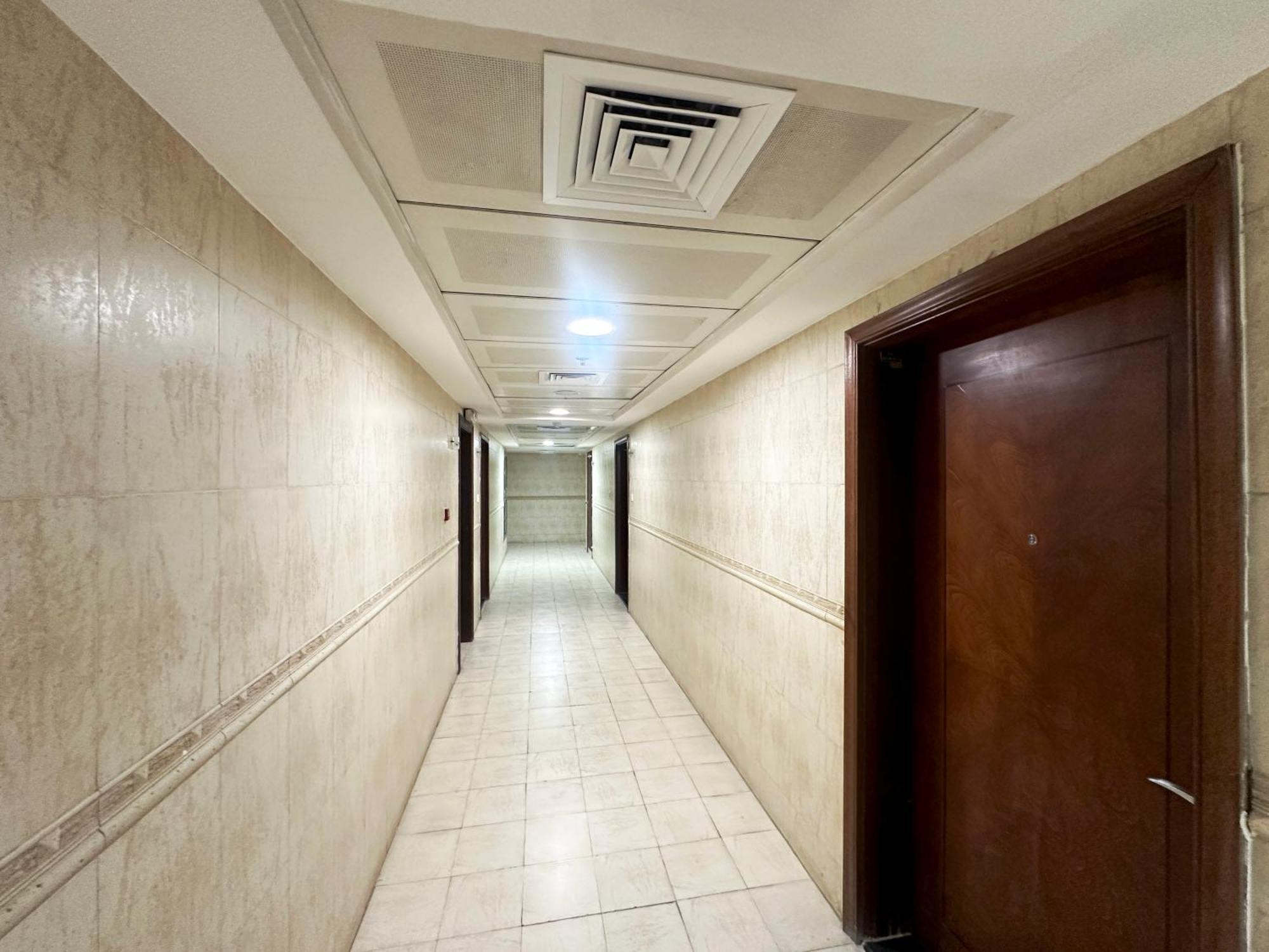 Vista Partition Room In Tecom Near Internet City Metro 迪拜 外观 照片